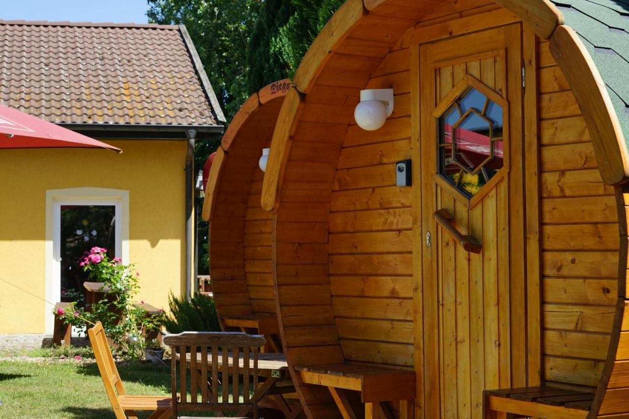 Barrel -Schlafen Im Fass Hotel Gorleben Exterior foto
